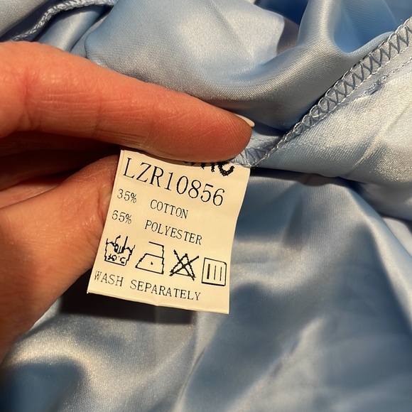 SOLD ‼️ One Shoulder Puff Sleeve Ruched Slit Dress - Picture 4 of 7